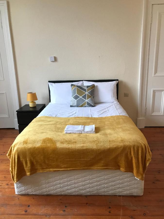Apex Haymarket Station Apartment Эдинбург Экстерьер фото