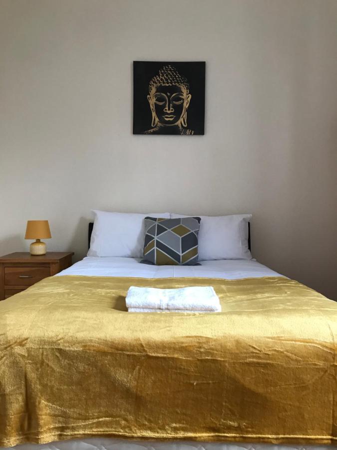 Apex Haymarket Station Apartment Эдинбург Экстерьер фото