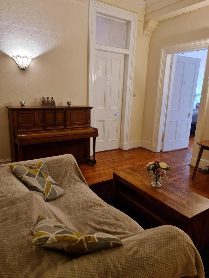 Apex Haymarket Station Apartment Эдинбург Экстерьер фото