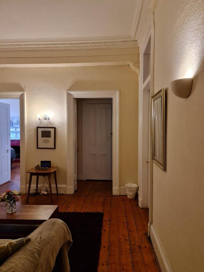 Apex Haymarket Station Apartment Эдинбург Экстерьер фото